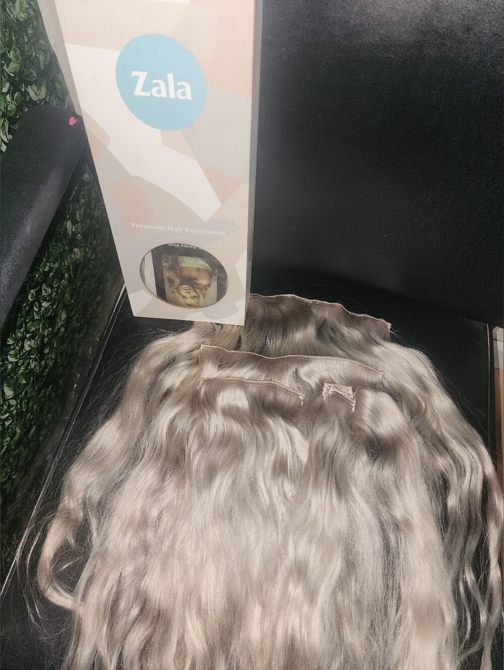 NEW Zala Clip In Extensions 120 Gram #60 Platinum Blonde 20"